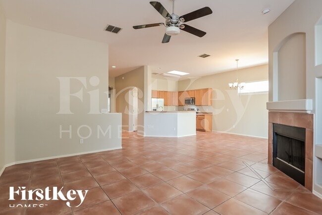 Building Photo - 8551 N Rolling River Dr