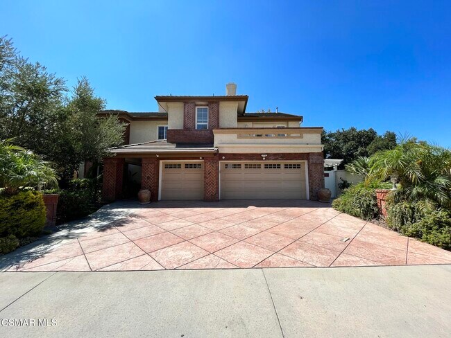 Building Photo - 29160 Oakpath Dr