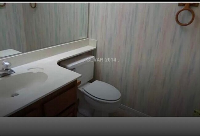 Foto del edificio - 3115 La Mancha Way