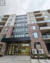 Building Photo - 103 Roger St