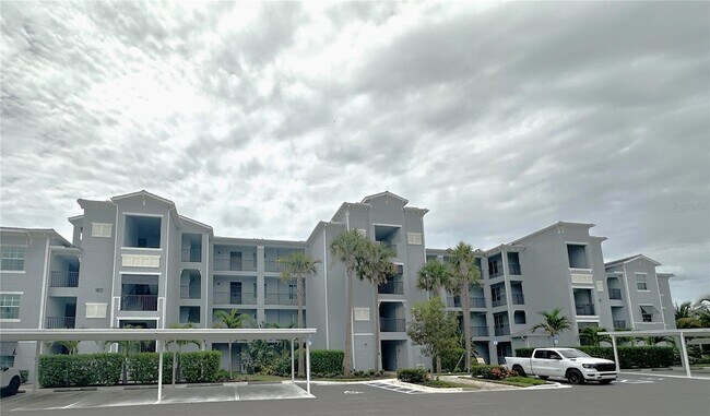 Foto del edificio - 14121 Heritage Landing Blvd