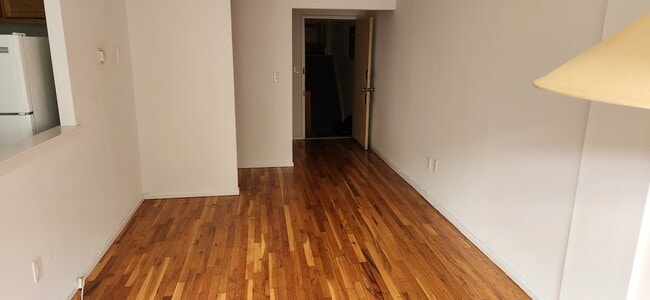 Building Photo - 2347 77th St