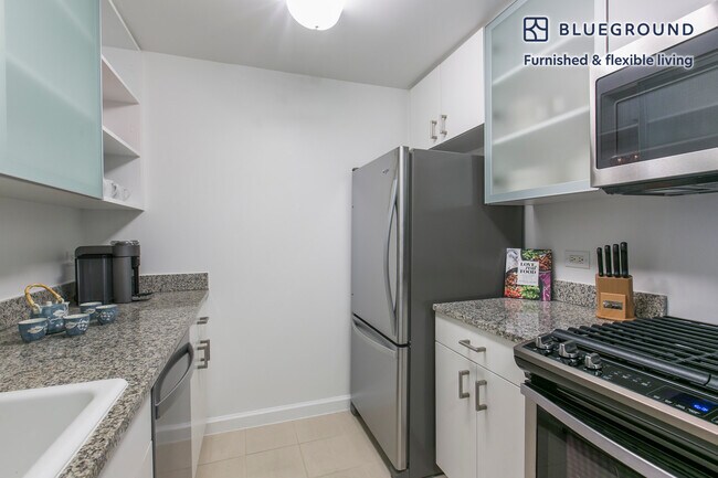 Foto del edificio - 500 W 56th St