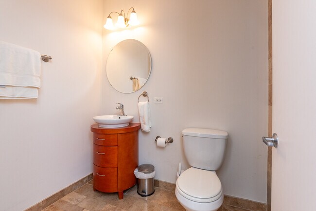 Foto del edificio - 2545 S Dearborn-