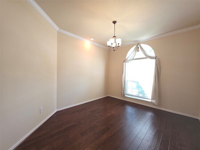 Foto del edificio - 9630 Green Valley Ln