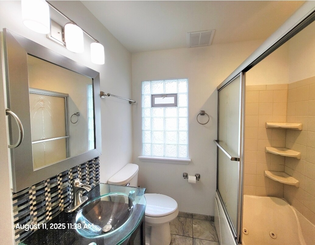 Foto del edificio - 3401 N 86th St
