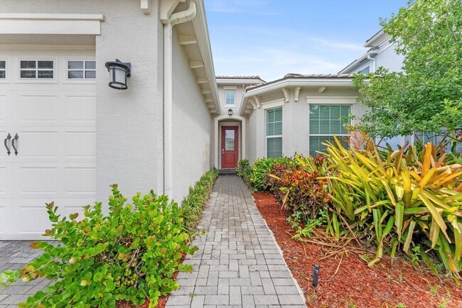 Foto del edificio - 5934 Buttonbush Dr