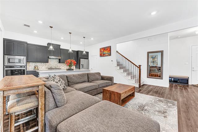 Foto del edificio - 5314 Depot Dr