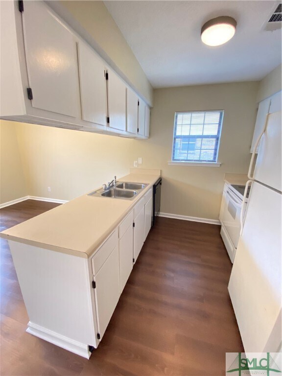 Foto del edificio - 14 Peach Blossom Cir