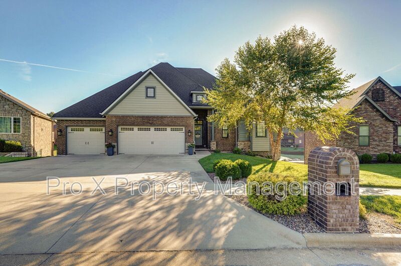 Foto principal - 6020 S McCann Ave