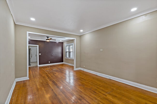 Building Photo - 36 157th St