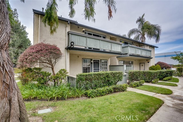 Building Photo - 18292 Parkview Ln