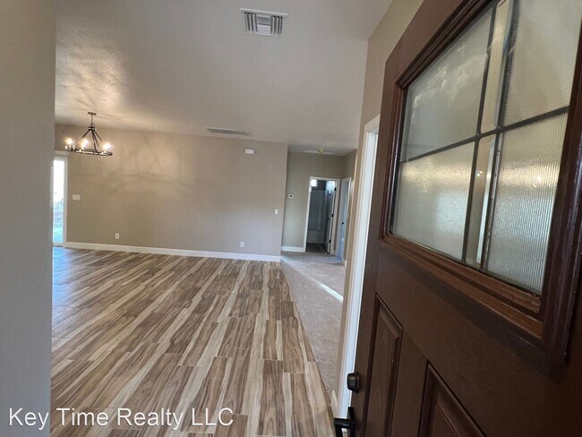 Foto del edificio - 3 br, 2 bath House - 2241 Diamond Creek