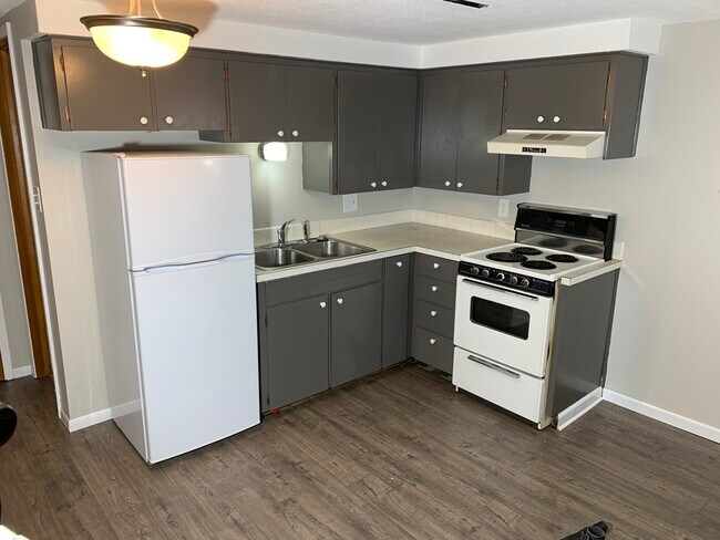 Building Photo - 3805 80th St
