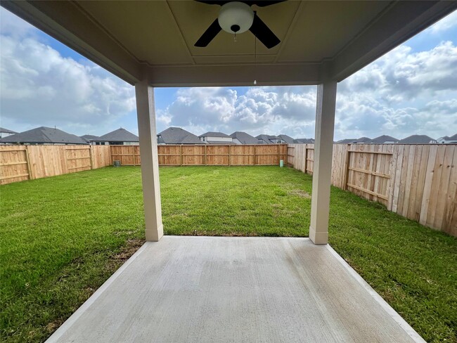 Building Photo - 3057 Sorrento Hl Dr