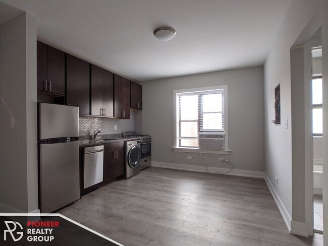 Foto del edificio - 2256 N Clark St