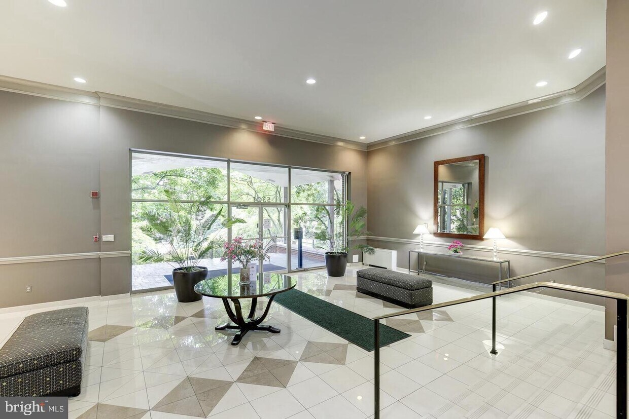 5301 Westbard Cir Unit 244, Bethesda, MD 20816 Room for Rent in