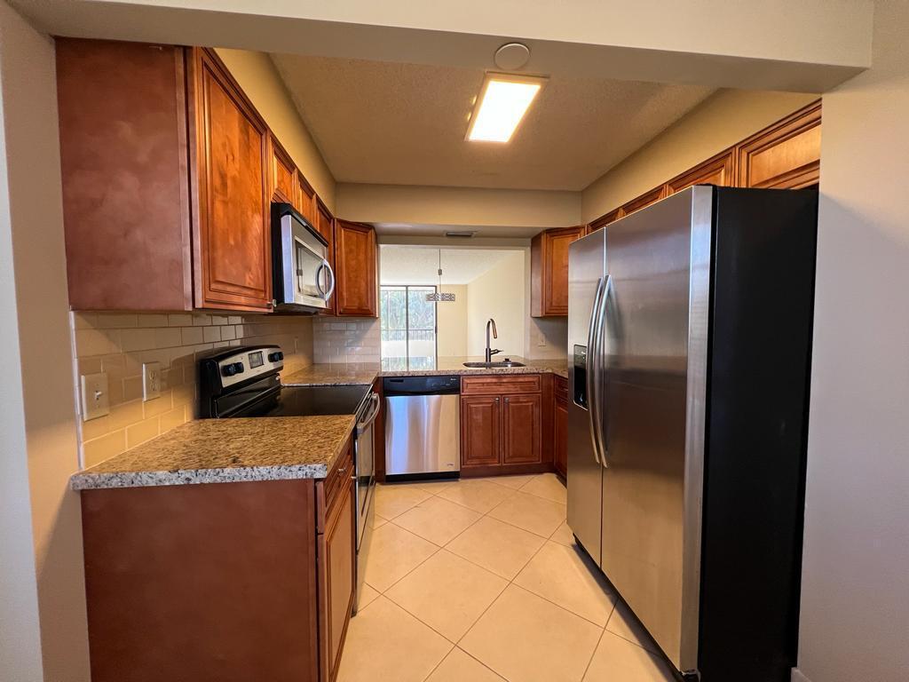 2070 Homewood Blvd Unit 3160, Delray Beach, FL 33445 Condo for Rent