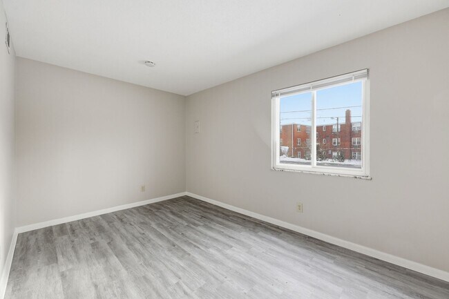 Foto del interior - 695 Riverview