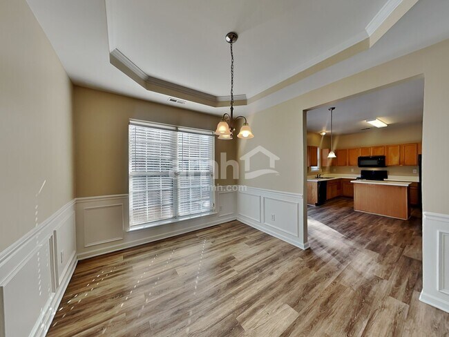 Foto del edificio - 525 Stillgreen Lane