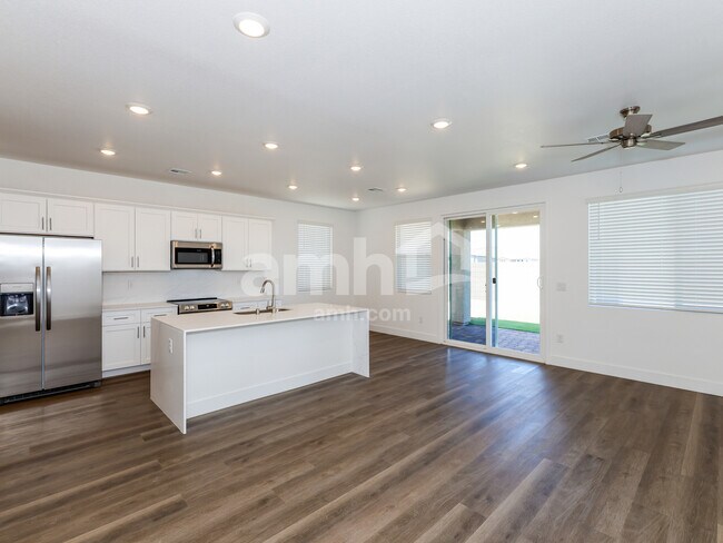 Building Photo - 9506 Aldersyde Dr