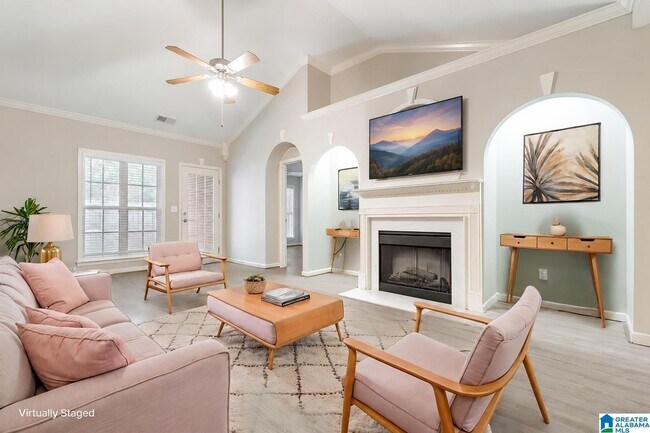 Foto del edificio - 114 Hayesbury Ln