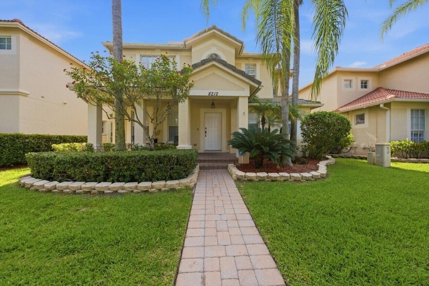 Photo - 8212 Calterra Drive Unit