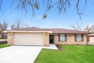 Building Photo - 309 Jagoe St