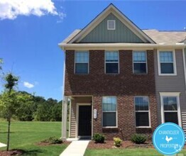 Building Photo - 4439 Middletown Dr