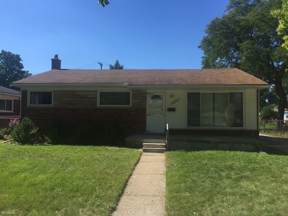 22051 Bruce St, Warren, MI 48091 House for Rent in Warren, MI