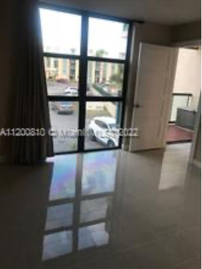 Foto del edificio - 2075 SW 122nd Ave
