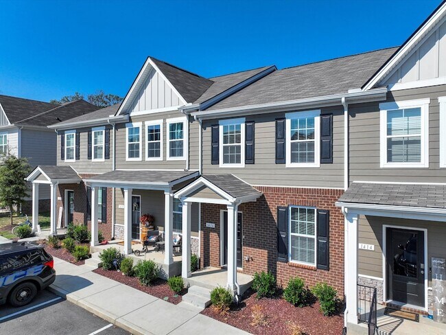 Foto del edificio - 1416 Walker Wy