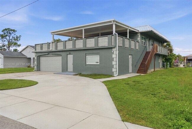 Building Photo - 2342 Barden St
