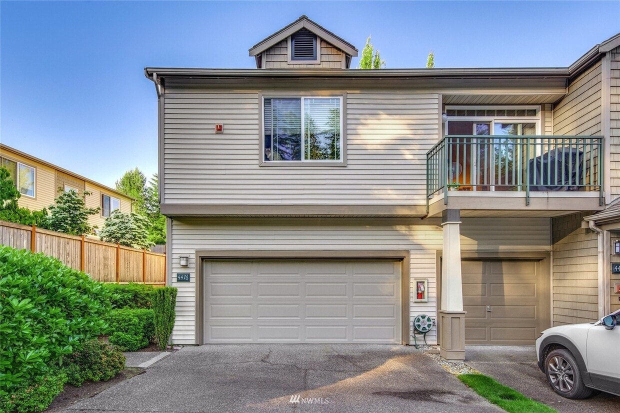 4476 248th Ln SE, Sammamish, WA 98029 Townhome Rentals in Sammamish