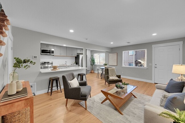 Photo - 7700 W Glasgow Pl Townhome