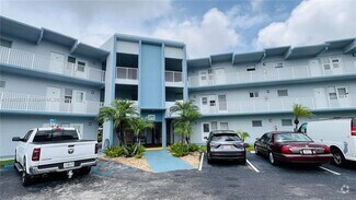 Building Photo - 2309 Park Ln