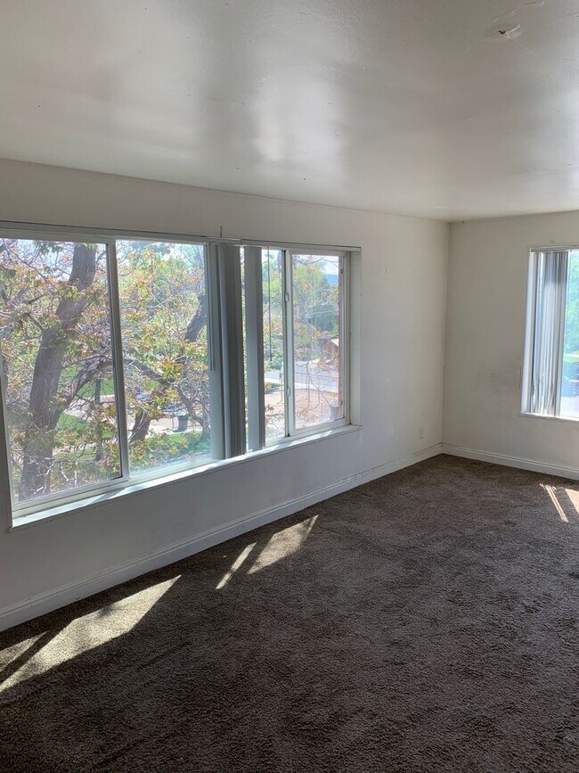 Foto del edificio - Studio apartment ONLY $995 !!