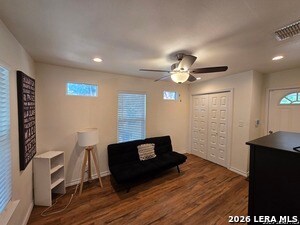 Foto del edificio - 1338 W Elsmere Pl