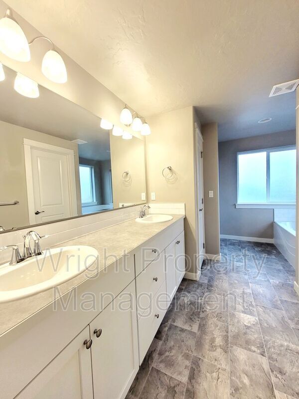 Foto del edificio - 10588 W Thimbleberry Dr