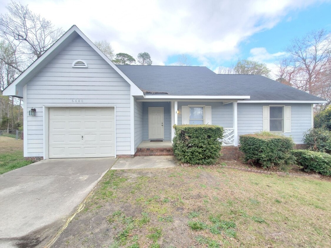 Primary Photo - 6600 Bluffview Dr