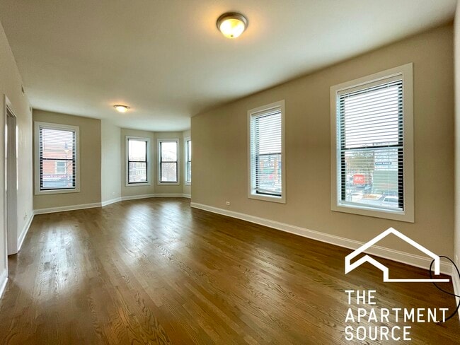 Building Photo - 3401 W Fullerton Ave