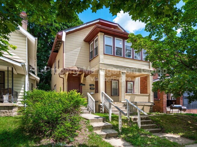 Foto del edificio - 1168 E Whittier St