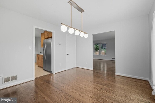 Foto del edificio - 6251 Lakeview Dr