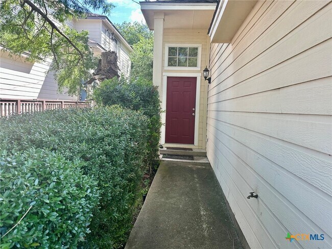 Building Photo - 802 Sagewood Trail