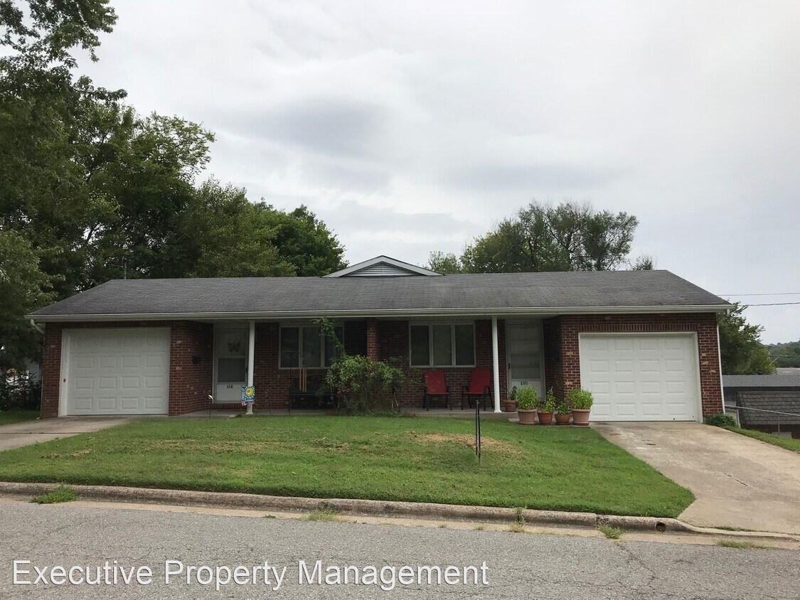 110 N Ohio St, Jackson, MO 63755 Room for Rent in Jackson, MO