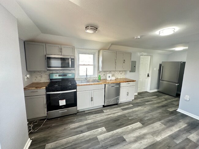 Foto del edificio - 2757 Bethel Rd
