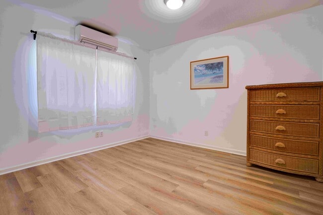 Building Photo - 2836 Kaimuki Ave