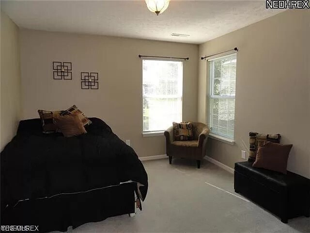 Foto del edificio - 15000 Lenox Dr