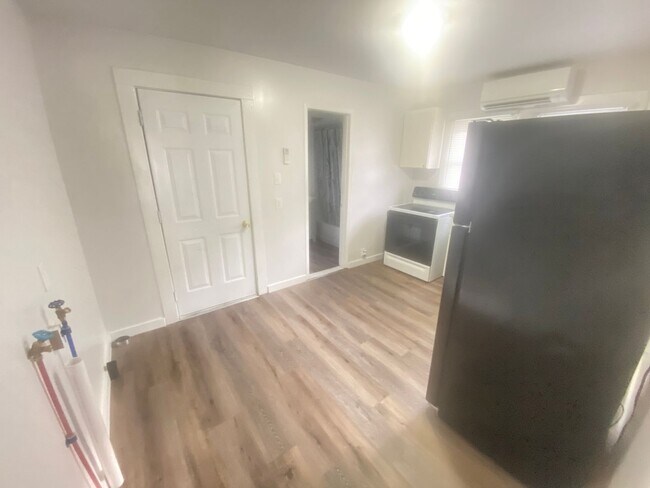 Foto del edificio - 1bd/1ba 2021 Renovated Duplex near Downtown Kannapolis & Hwy 29
