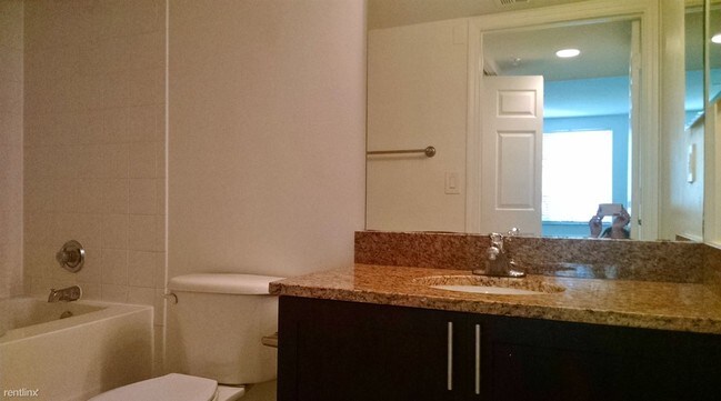 Building Photo - 9390 Marino Cir